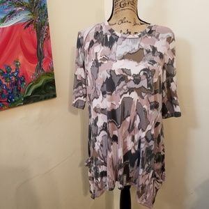 LOGO Lori Goldstein marble print pocket tunic